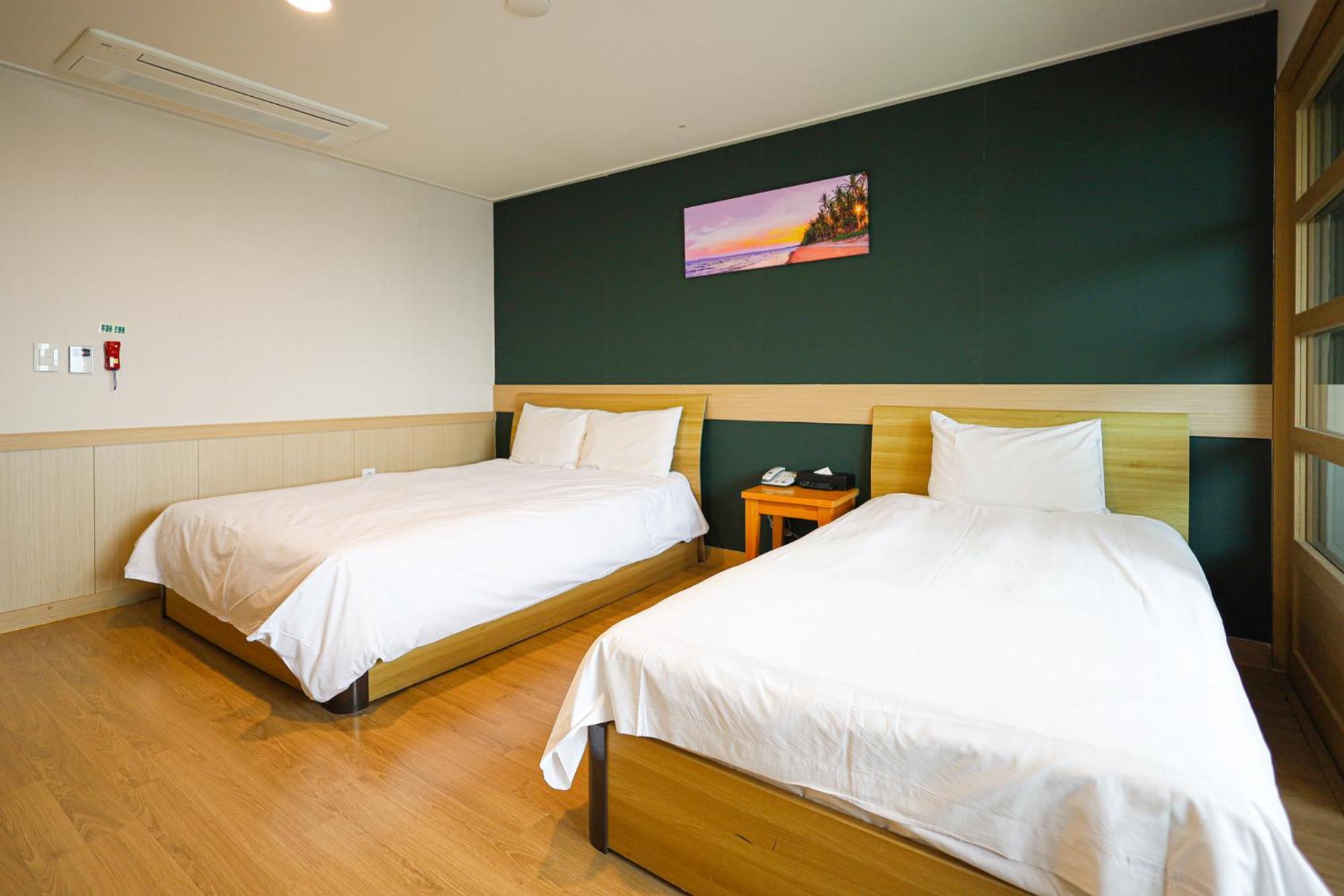 Fantastic Ocean View Sydney Hotel Чеджудо Экстерьер фото