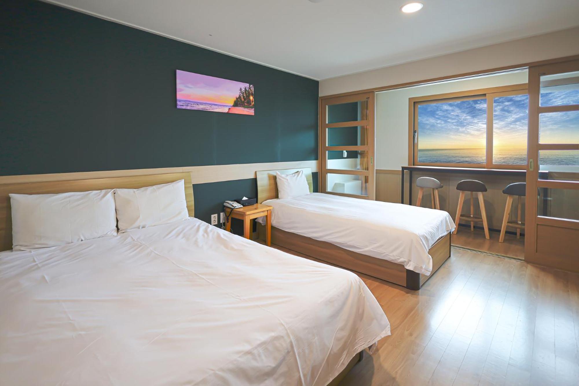 Fantastic Ocean View Sydney Hotel Чеджудо Экстерьер фото