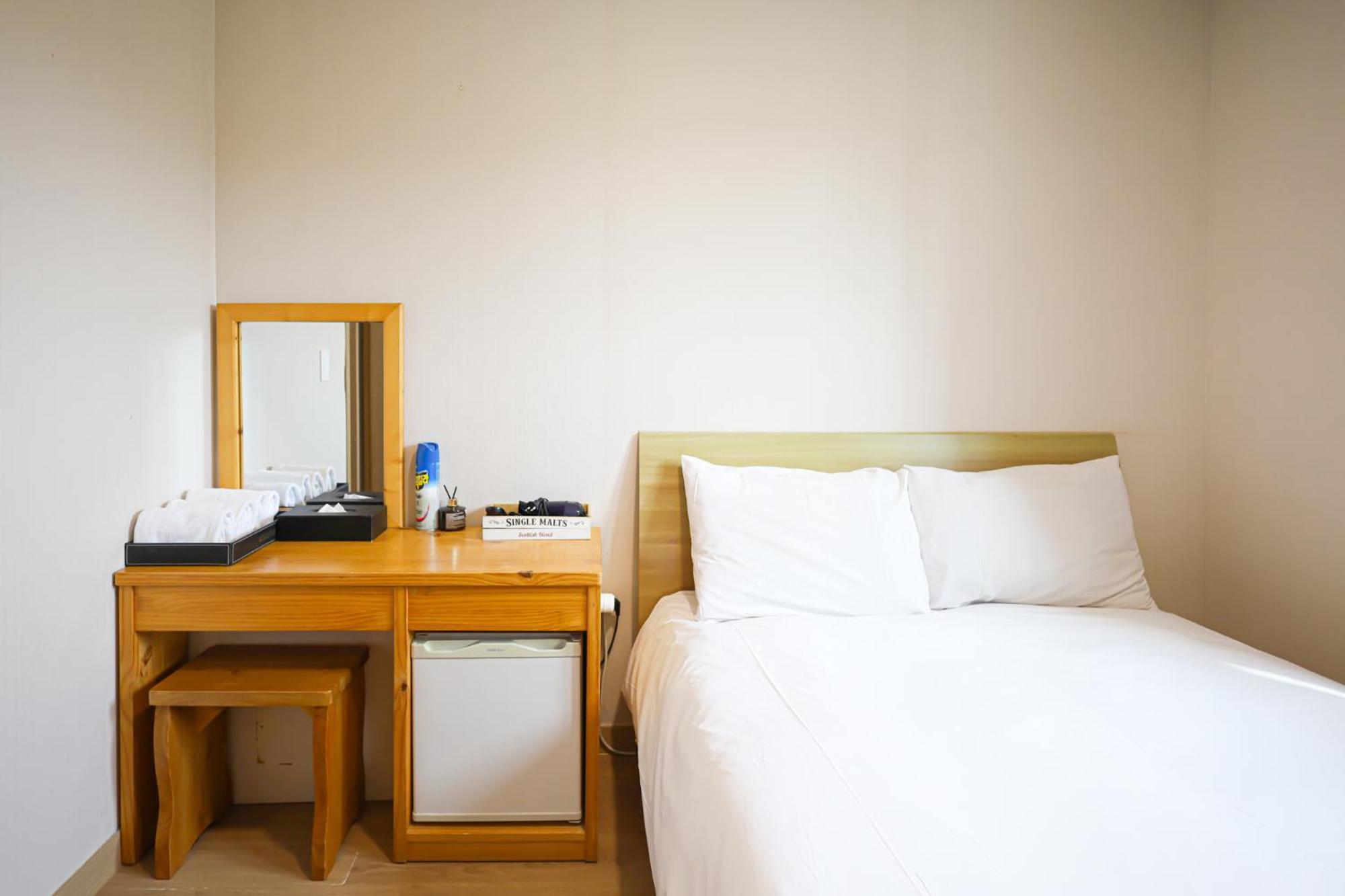 Fantastic Ocean View Sydney Hotel Чеджудо Экстерьер фото
