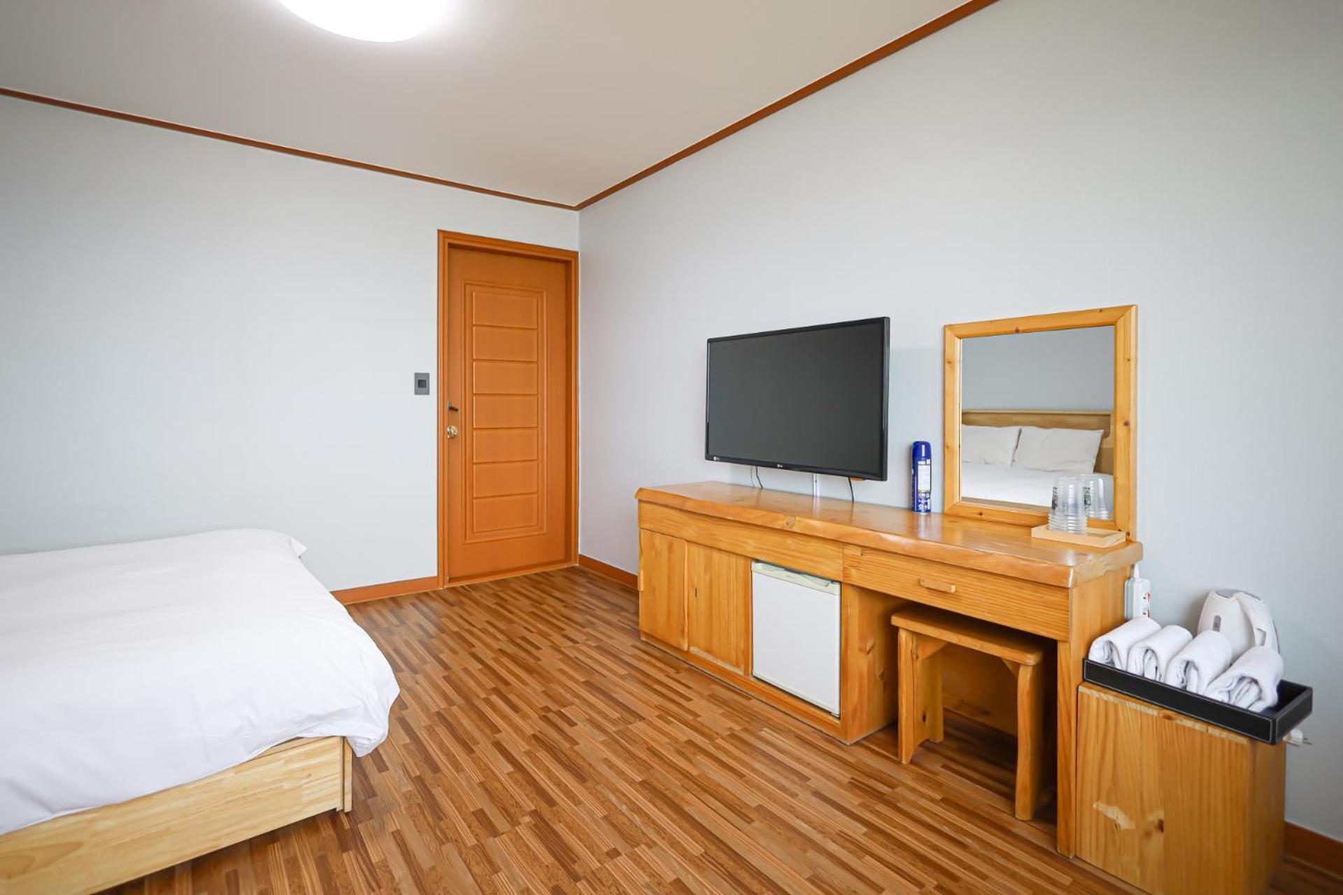 Fantastic Ocean View Sydney Hotel Чеджудо Экстерьер фото